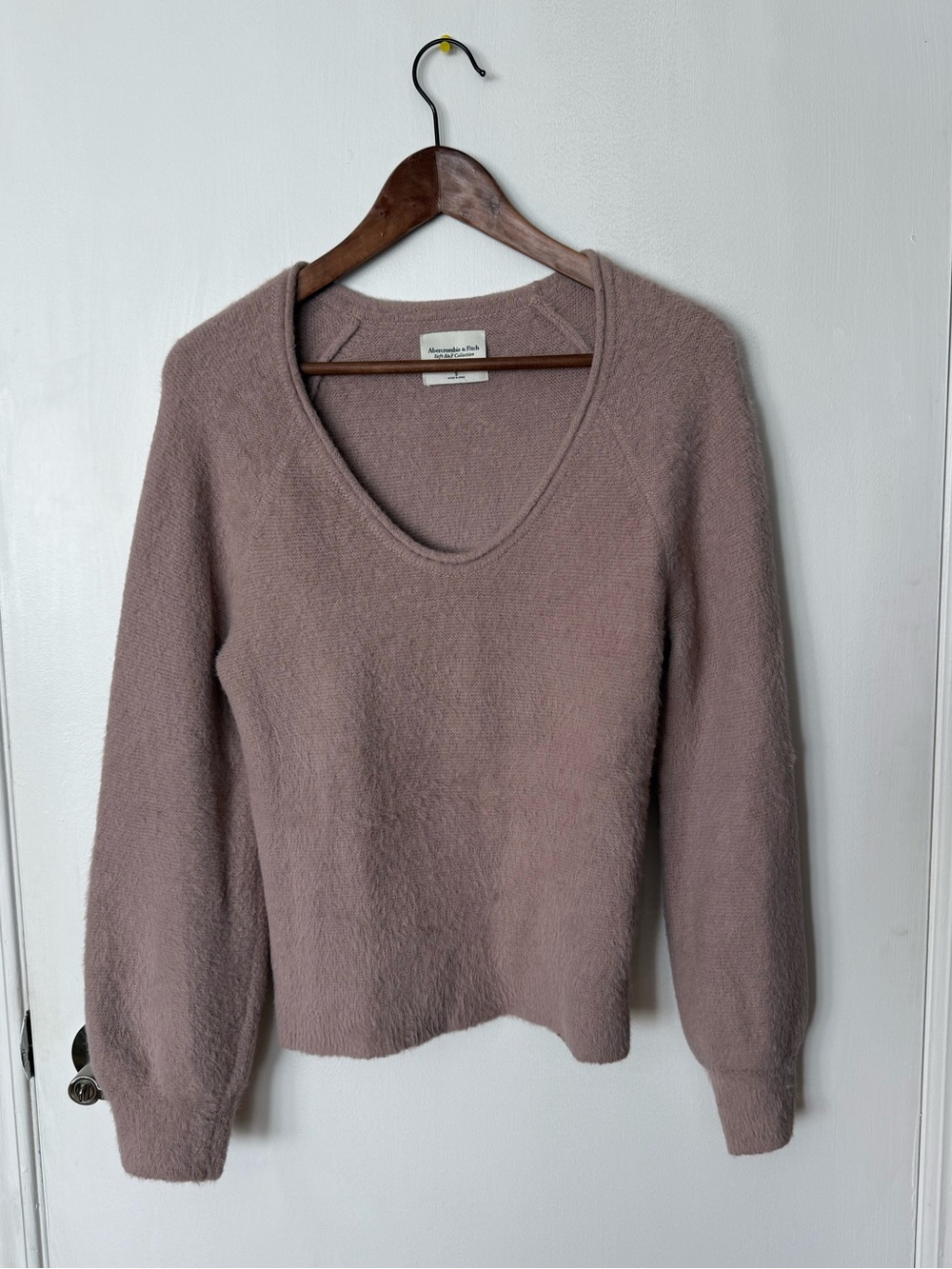 Abercrombie blush pink sweater | Size XS | Coquette Girl